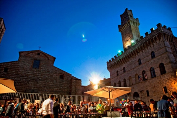 Calici di stelle 2015 a Montepulciano - Rinviato a LUNEDì 17 AGOSTO